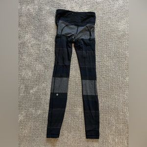 Lululemon speed tight size 4 great condition